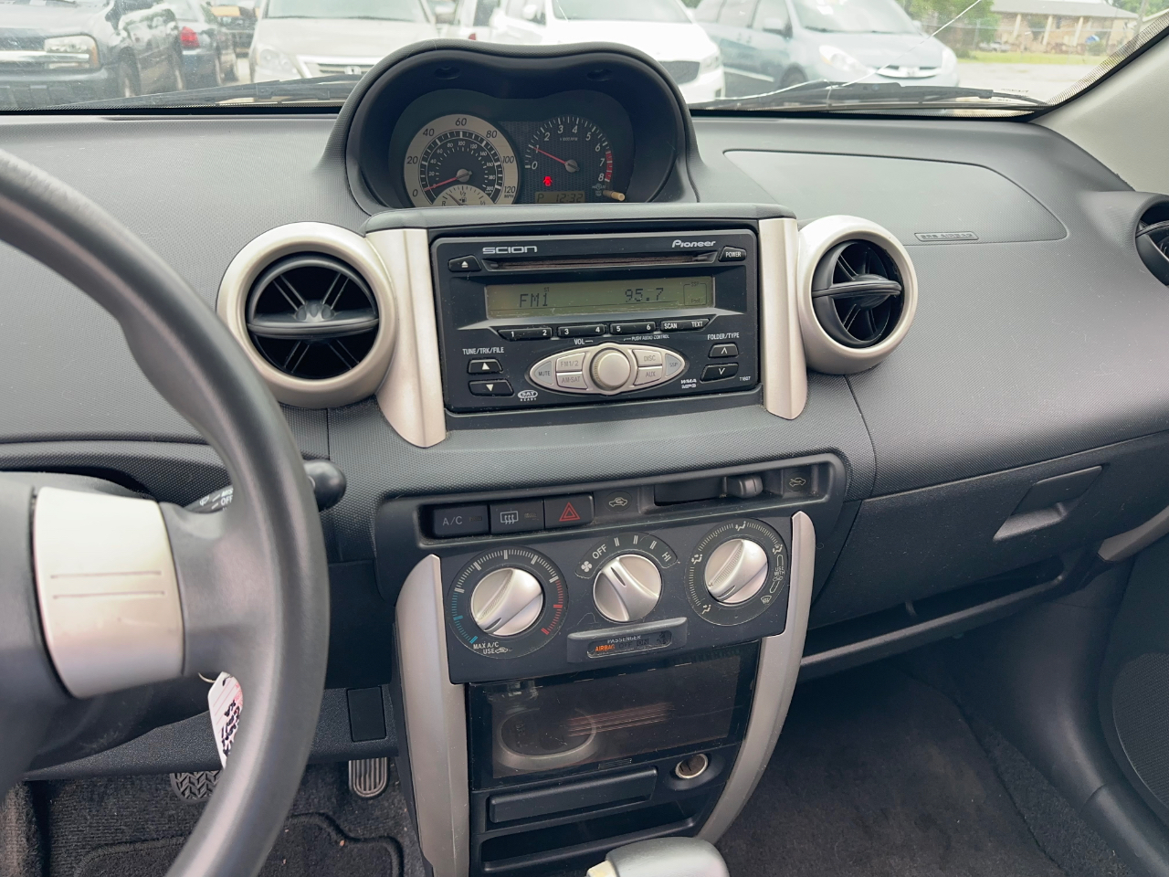 Scion xA Hatchback 2006