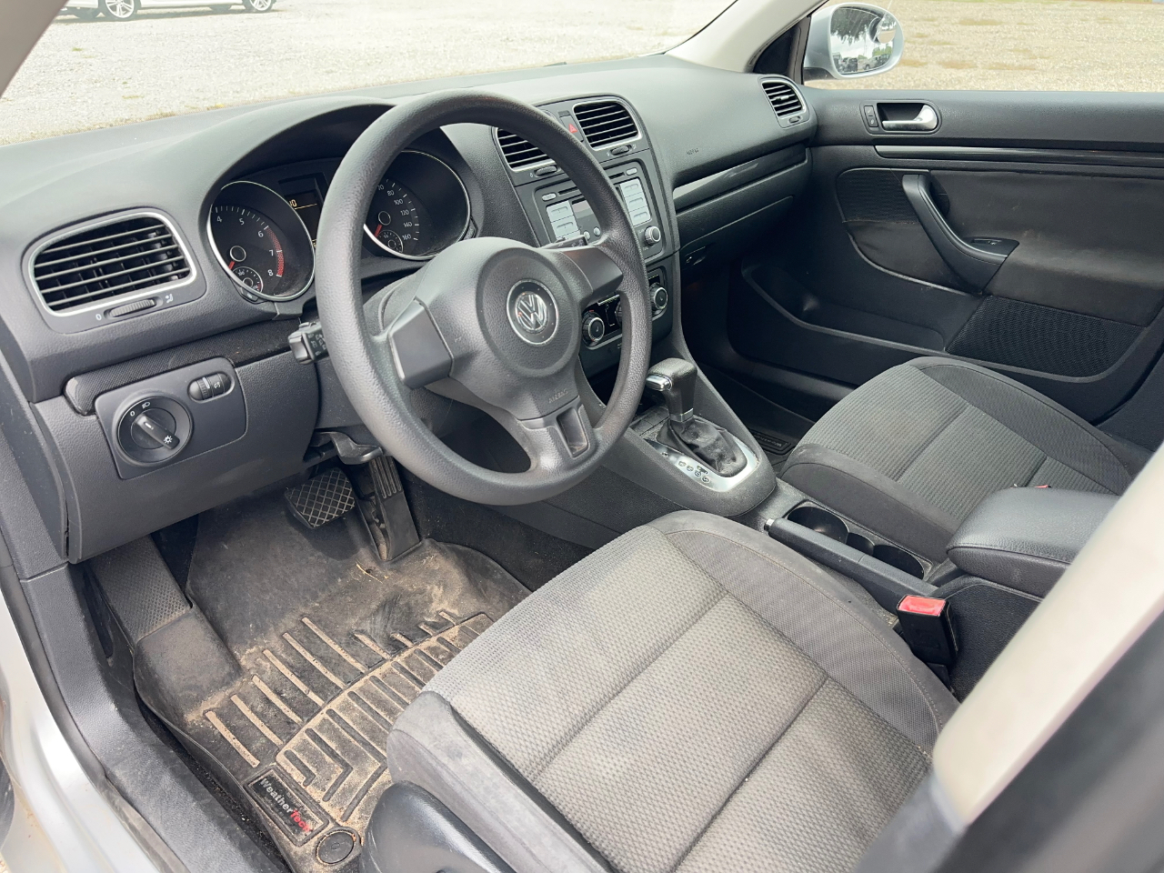 Volkswagen Jetta SportWagen S 2010