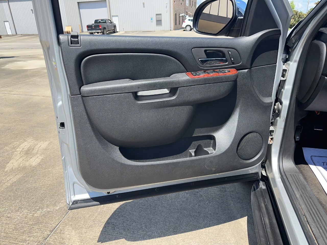 Chevrolet Tahoe LT 2WD 2013