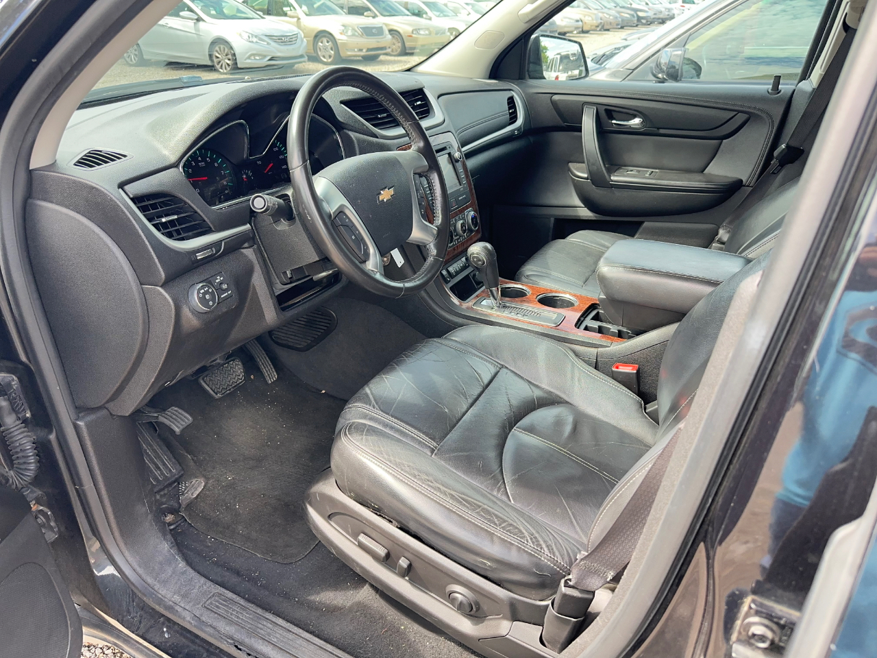 Chevrolet Traverse 2LT FWD 2013
