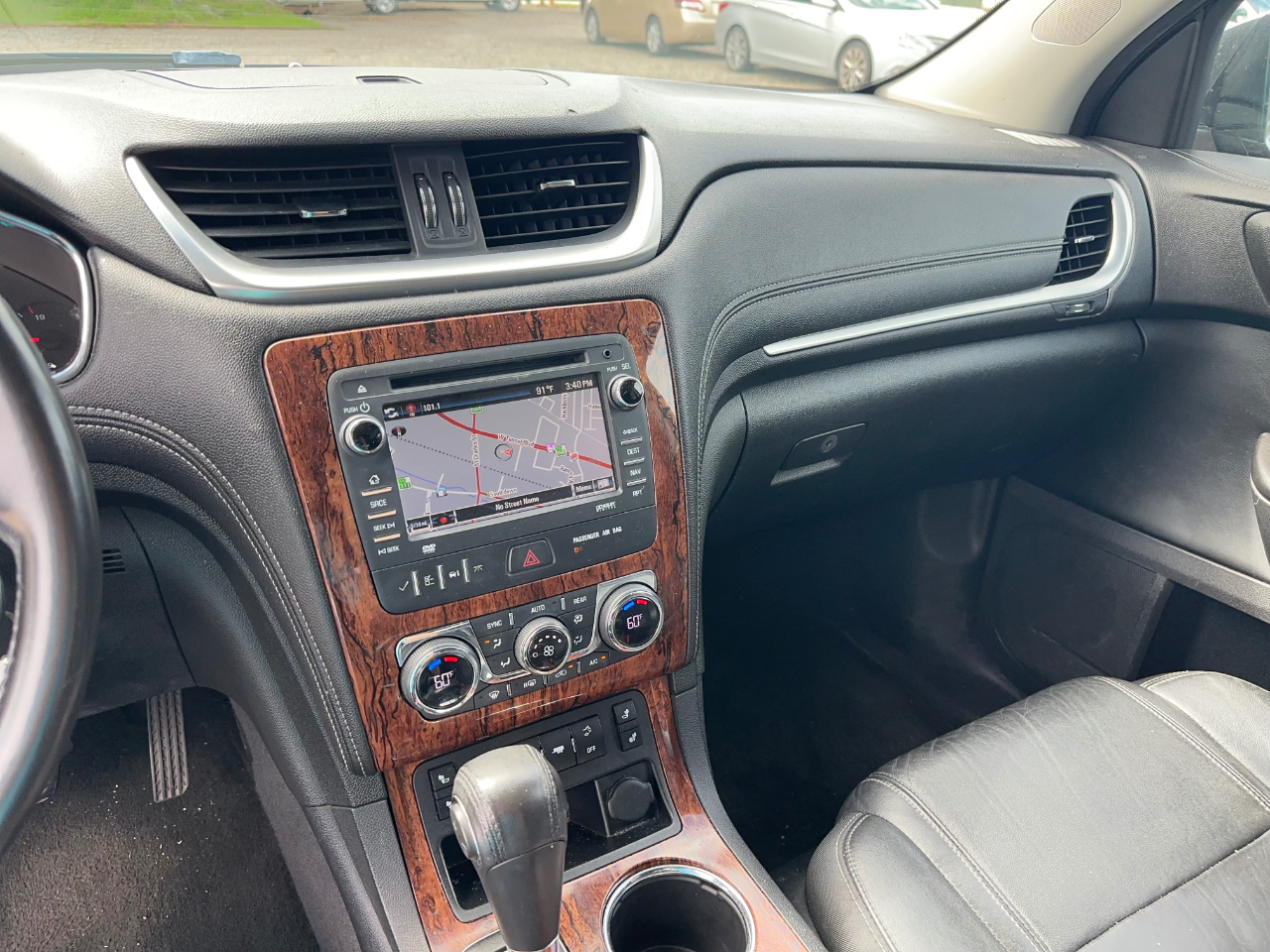 Chevrolet Traverse 2LT FWD 2013