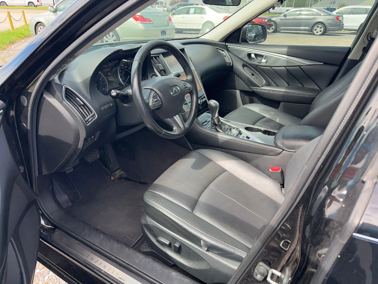 Infiniti Q50 2.0t 2016