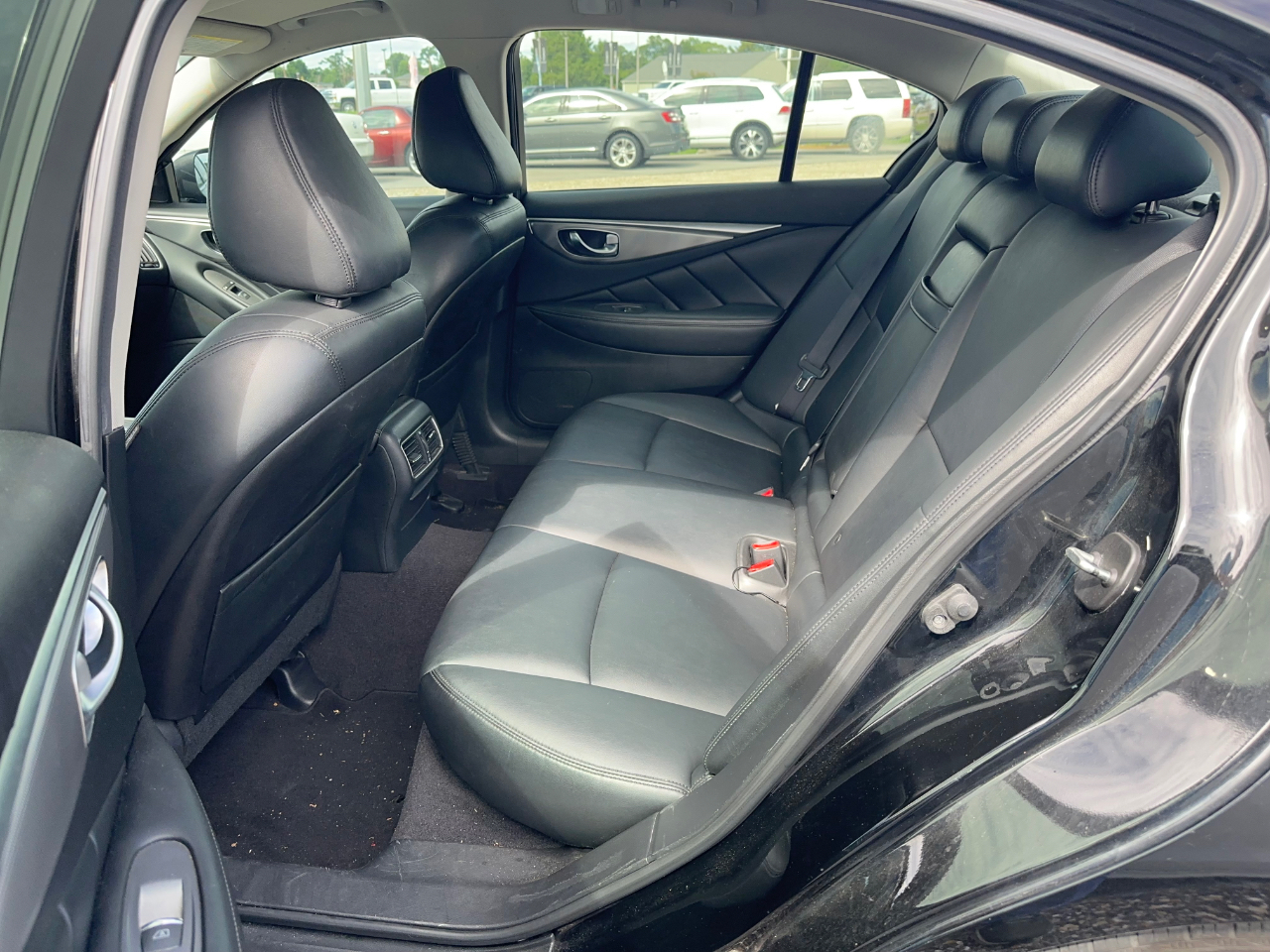 Infiniti Q50 2.0t 2016