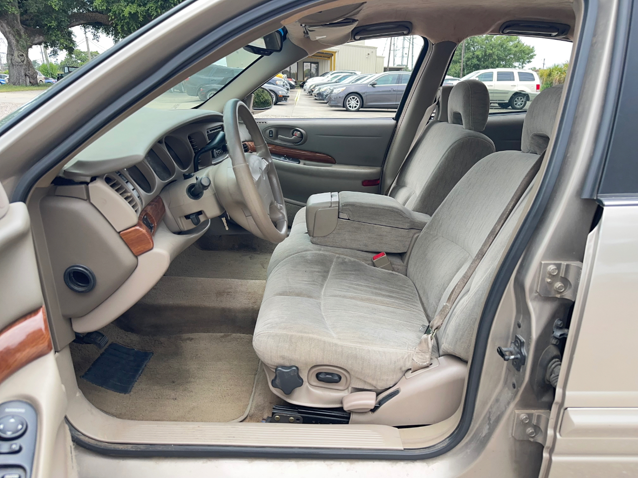 Buick LeSabre Custom 2002