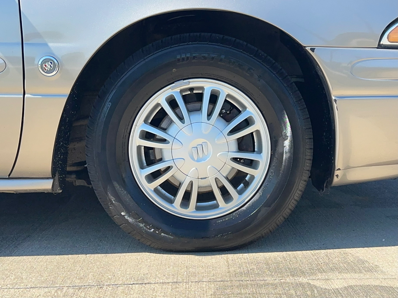 Buick LeSabre Custom 2002