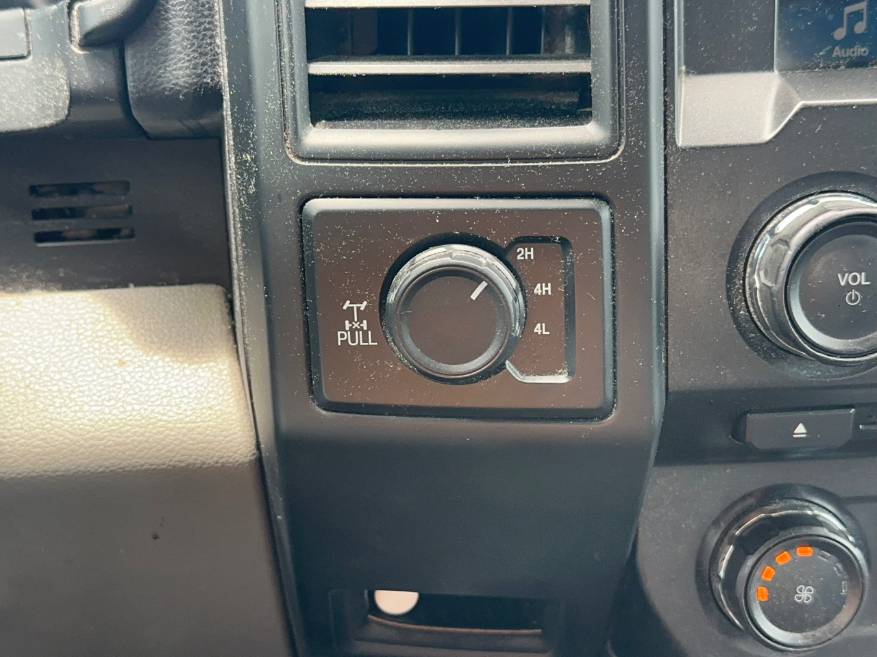 Ford F-150 XL SuperCrew 5.5-ft. Bed 4WD 2018