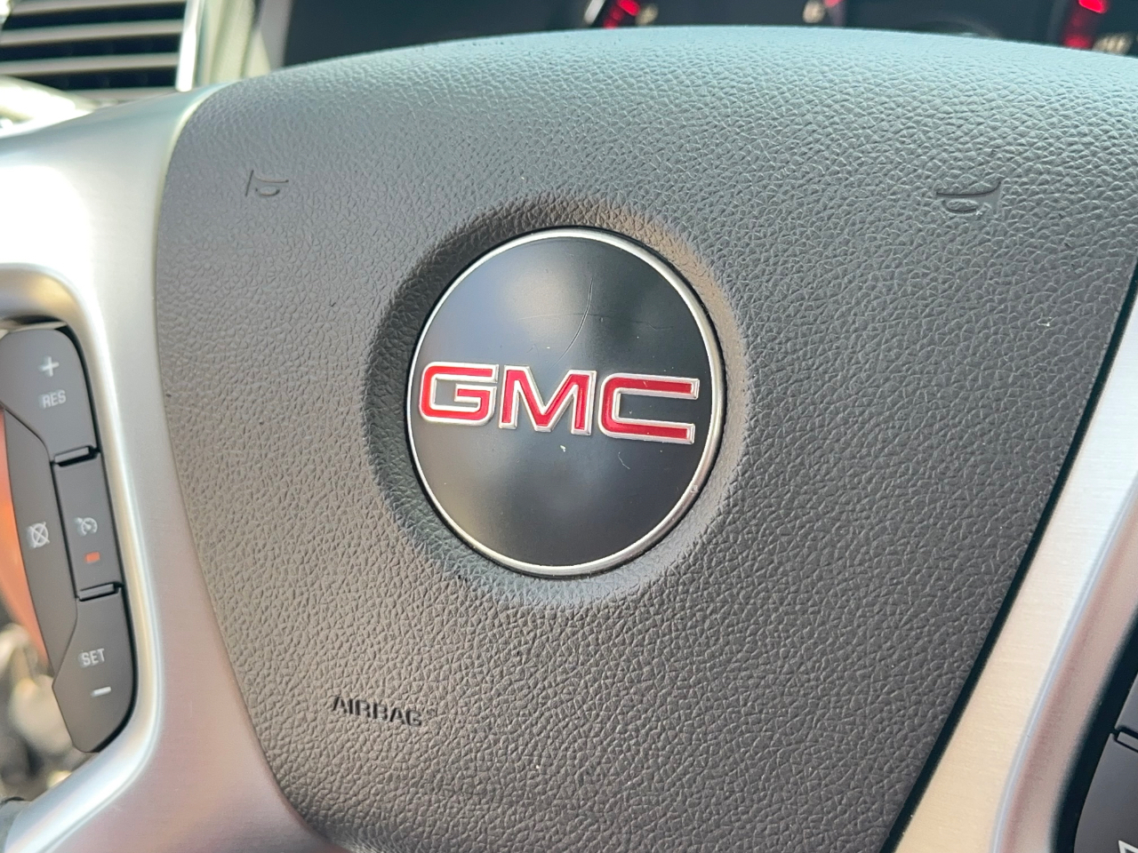 GMC Acadia SLT-2 FWD 2007