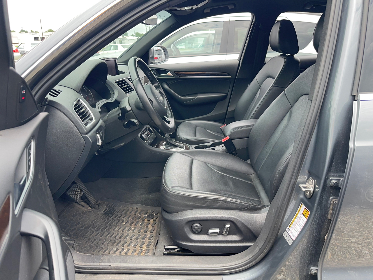 Audi Q3 2.0T quattro Premium Plus 2016