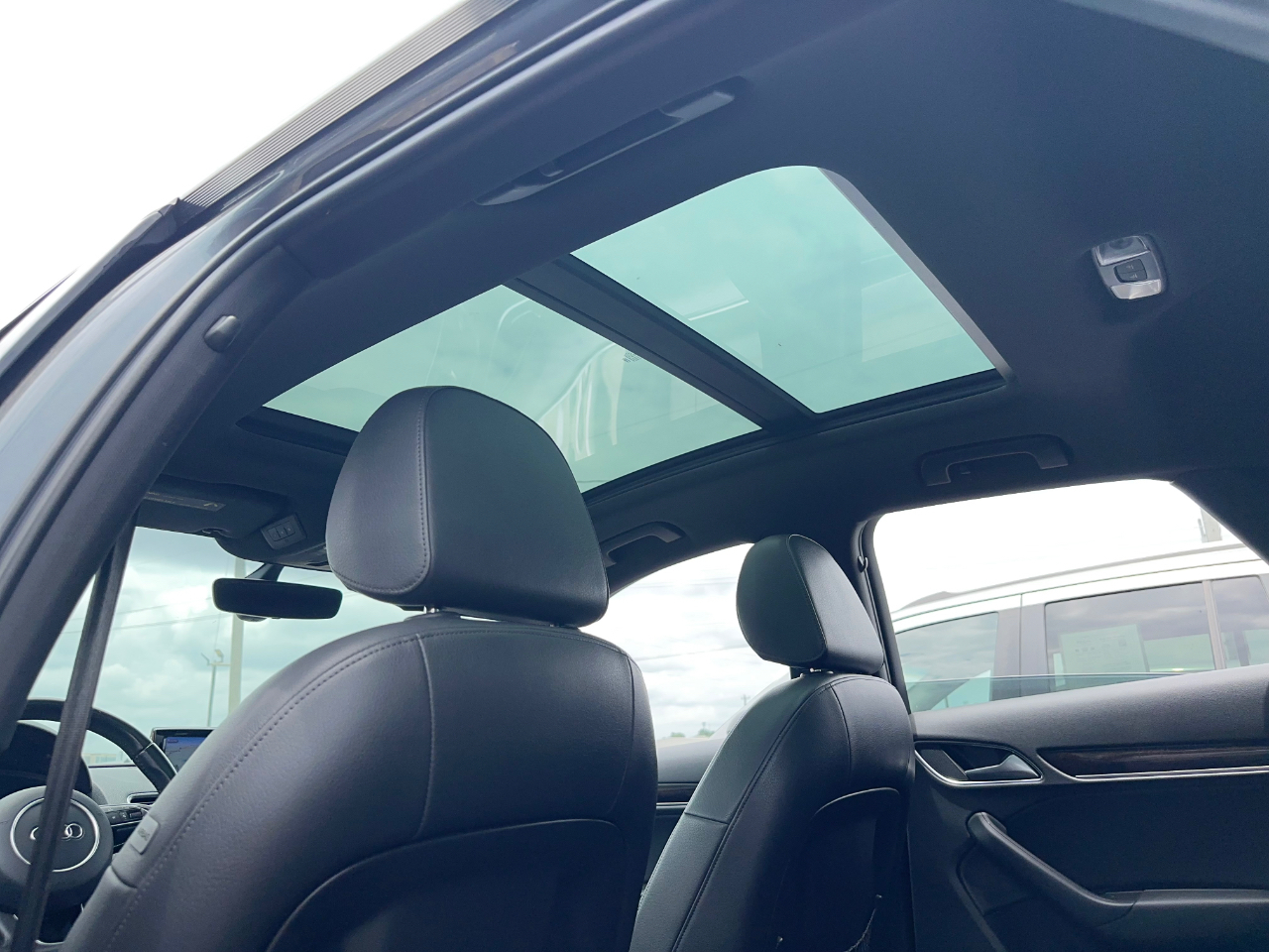 Audi Q3 2.0T quattro Premium Plus 2016