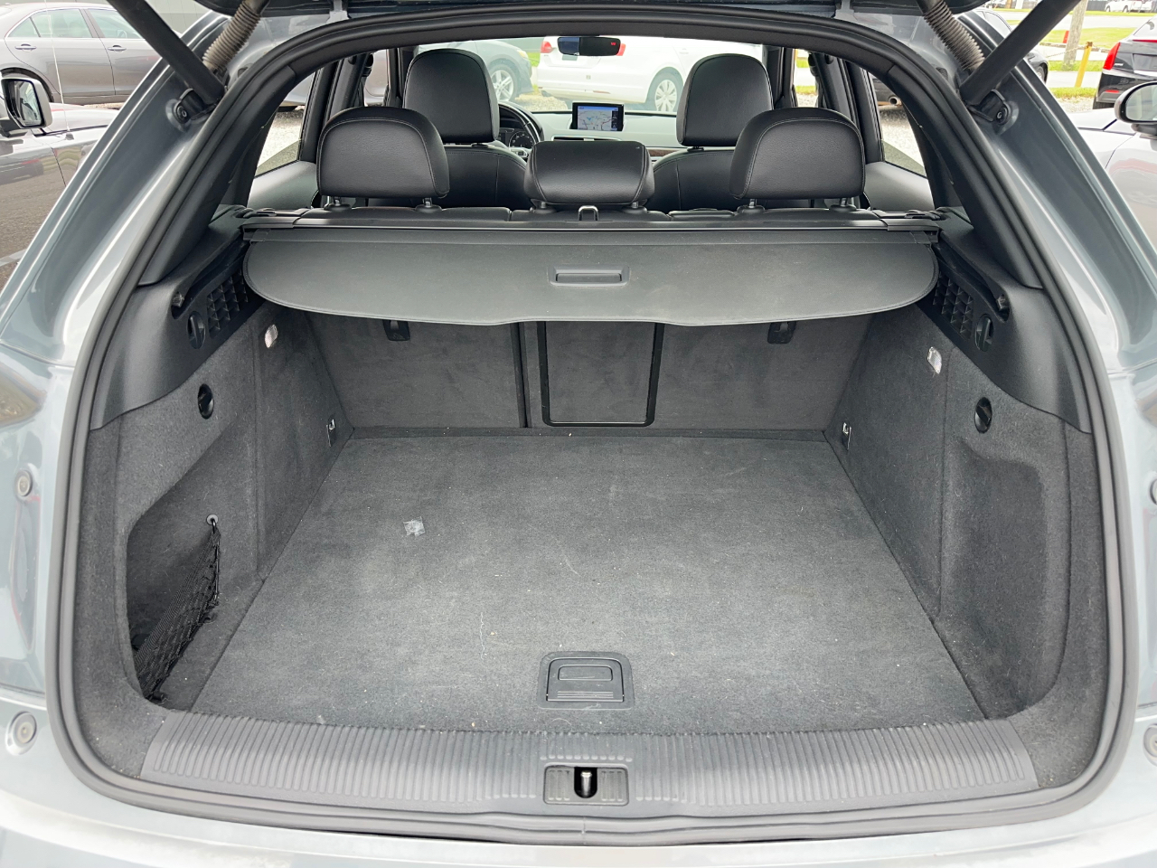 Audi Q3 2.0T quattro Premium Plus 2016