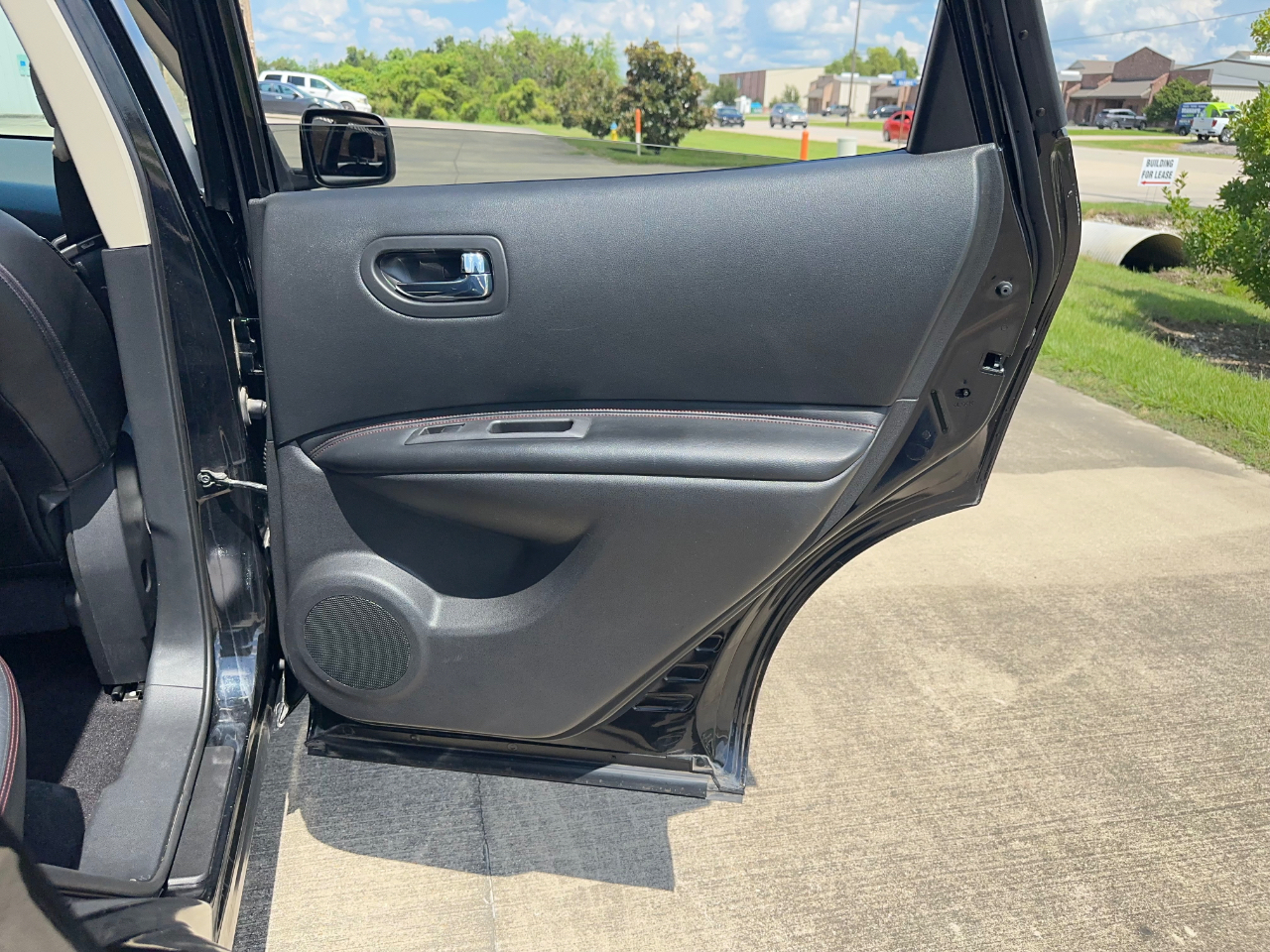 Nissan Rogue SL AWD 2009