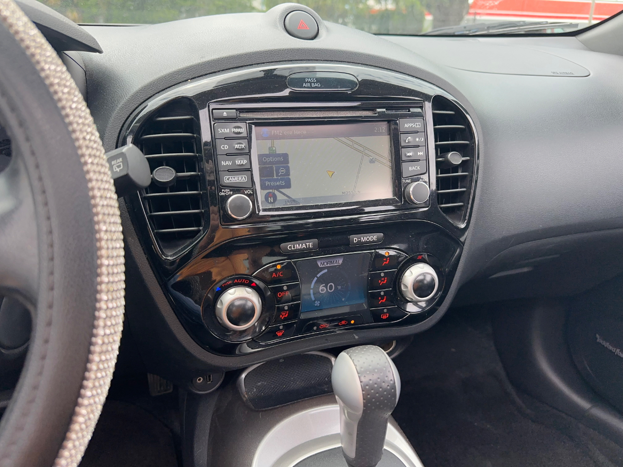 Nissan Juke SV FWD 2015