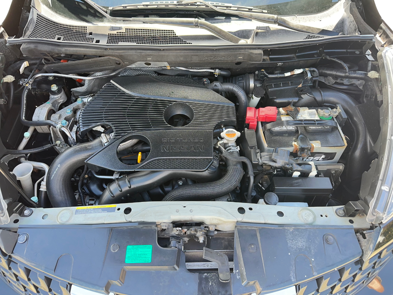 Nissan Juke SV FWD 2015