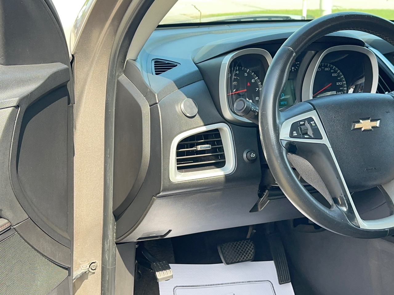 Chevrolet Equinox 1LT 2WD 2012