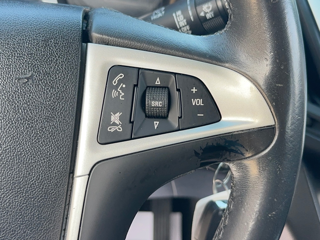 Chevrolet Equinox 1LT 2WD 2012