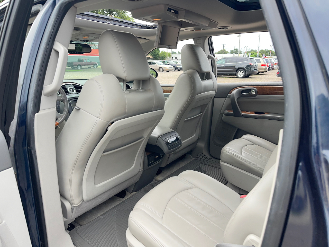 Buick Enclave CXL-2 AWD 2011