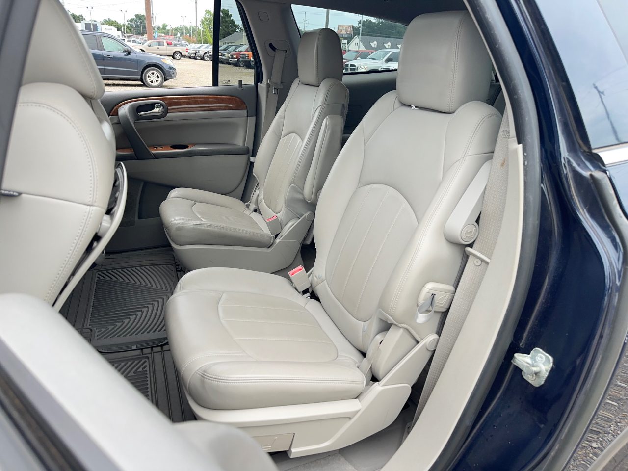 Buick Enclave CXL-2 AWD 2011