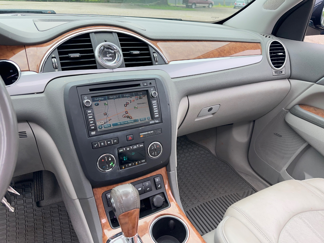 Buick Enclave CXL-2 AWD 2011