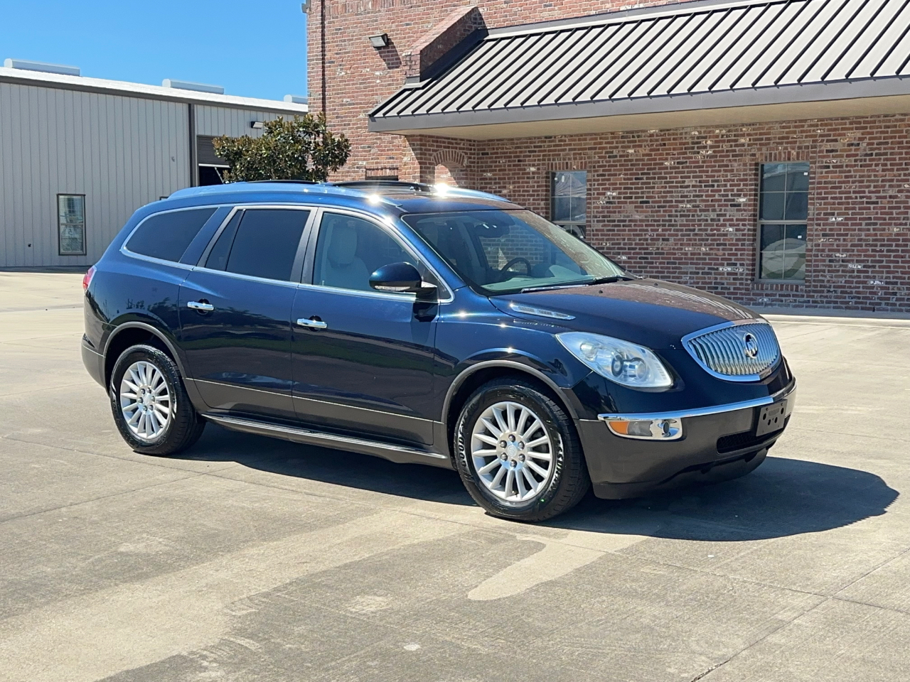 Buick Enclave CXL-2 AWD 2011