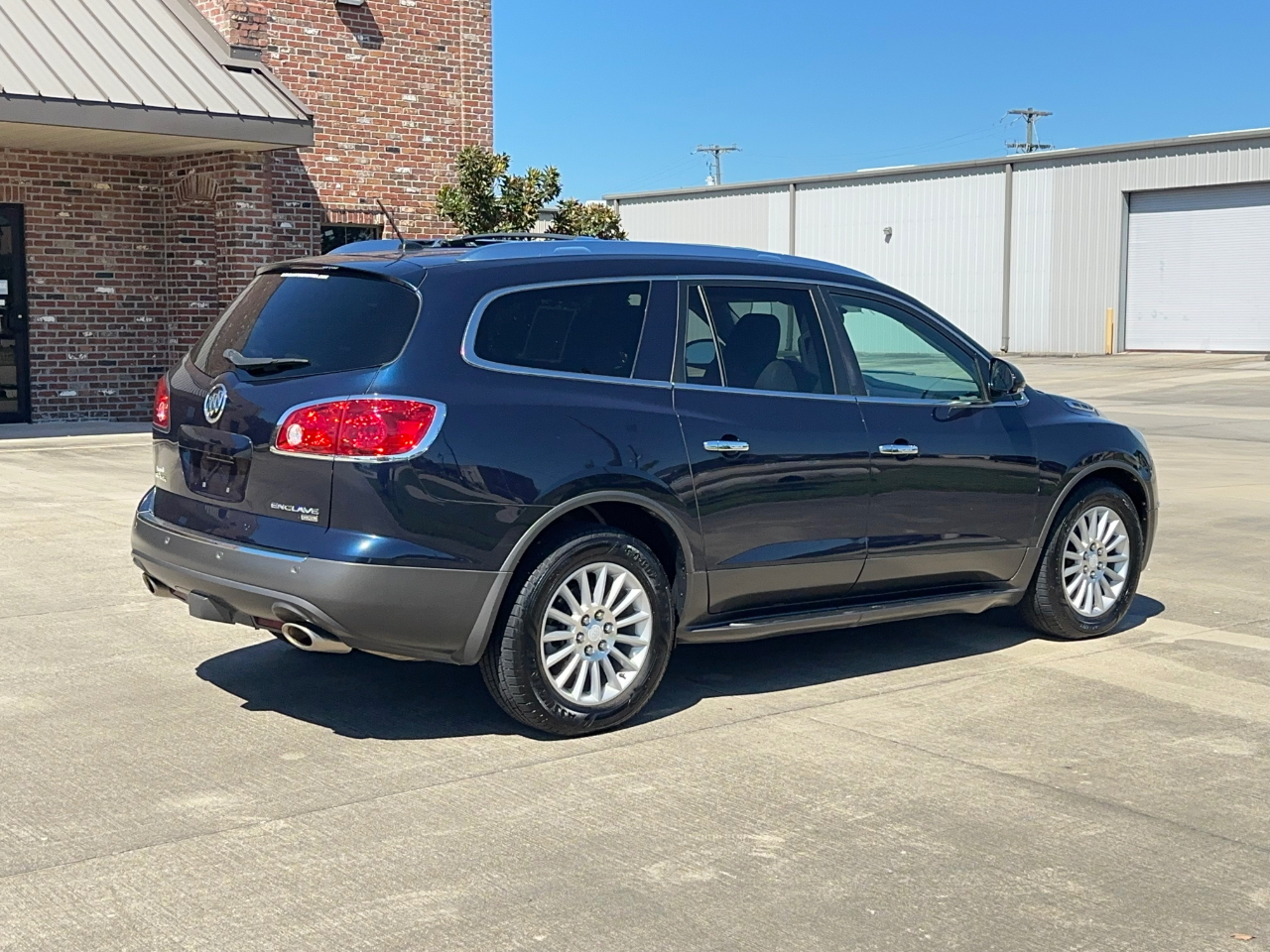 Buick Enclave CXL-2 AWD 2011