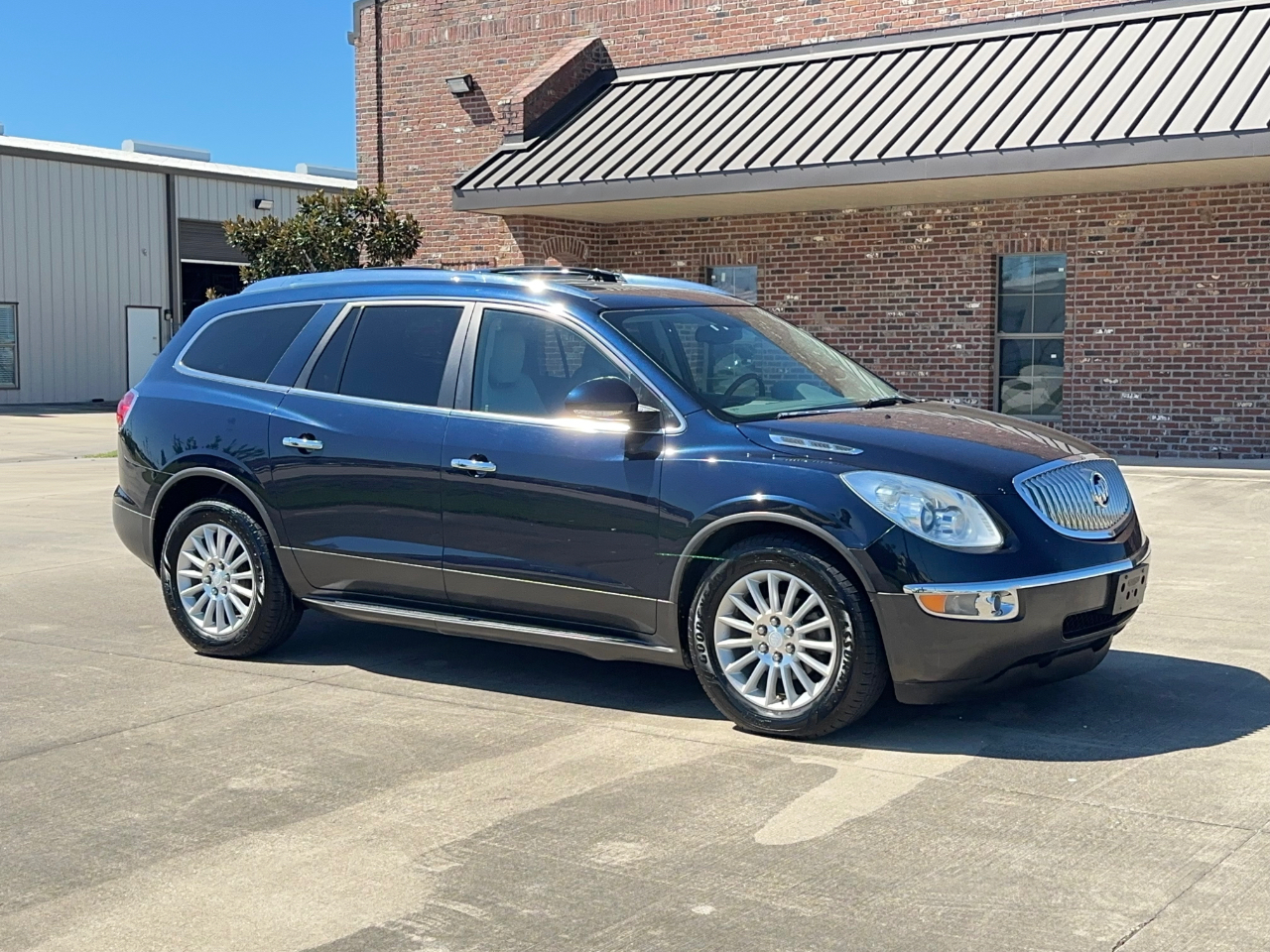 Buick Enclave CXL-2 AWD 2011