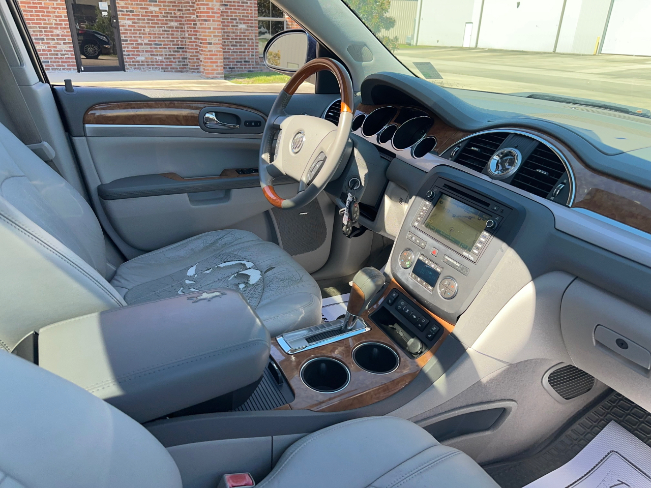 Buick Enclave CXL-2 AWD 2011