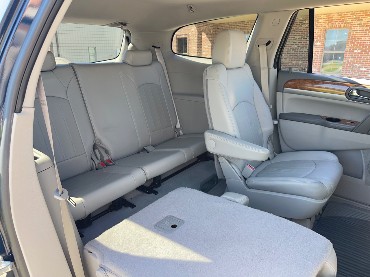 Buick Enclave CXL-2 AWD 2011