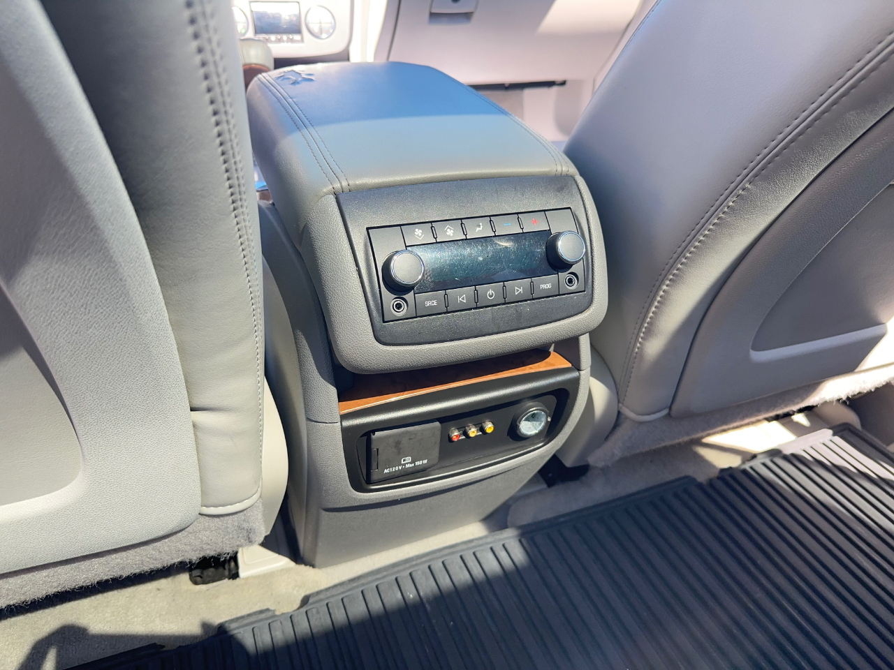 Buick Enclave CXL-2 AWD 2011