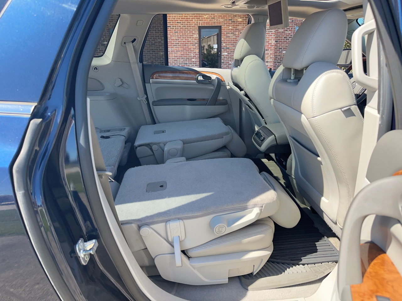 Buick Enclave CXL-2 AWD 2011