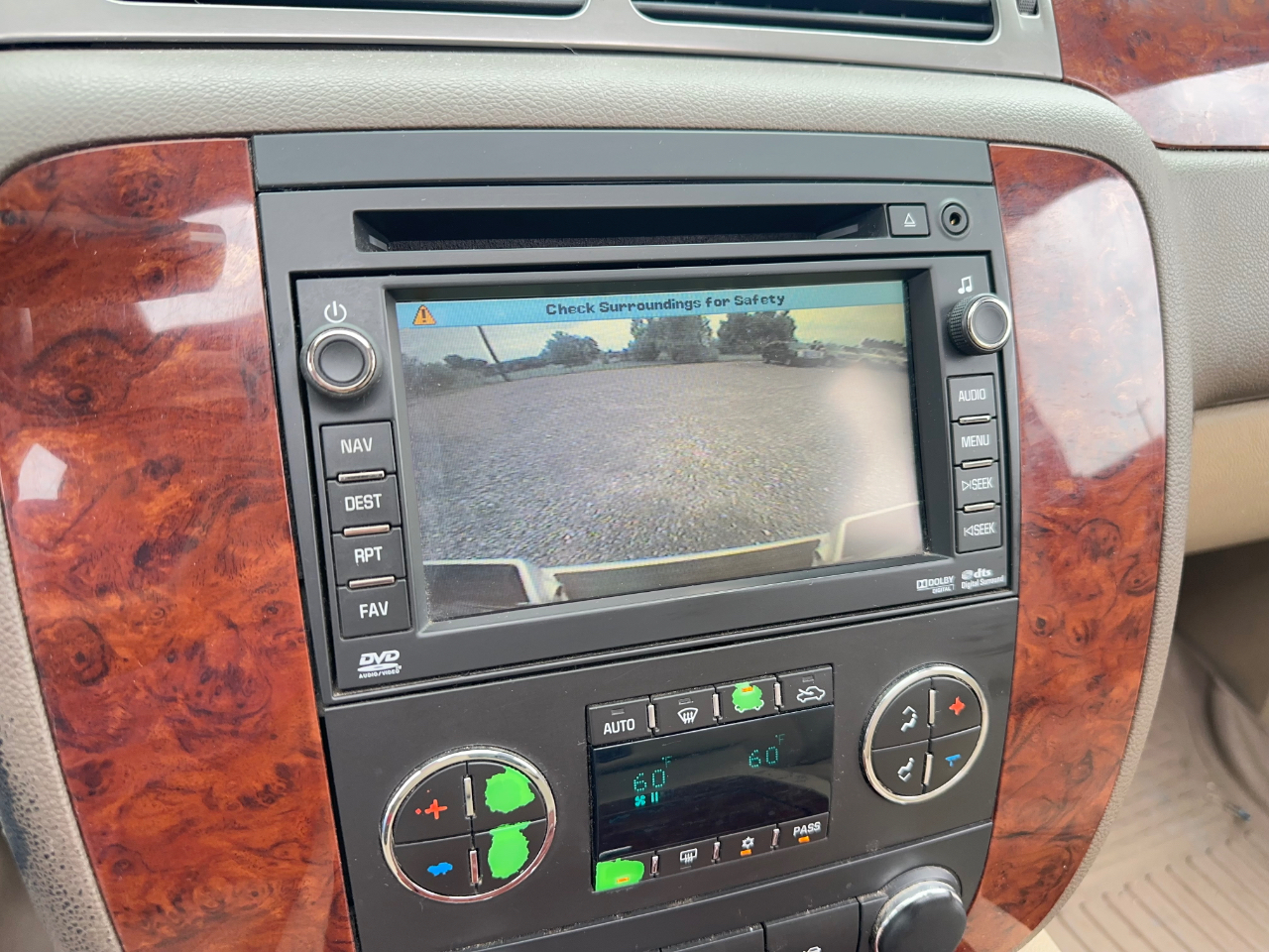 Chevrolet Avalanche LTZ 2WD 2011