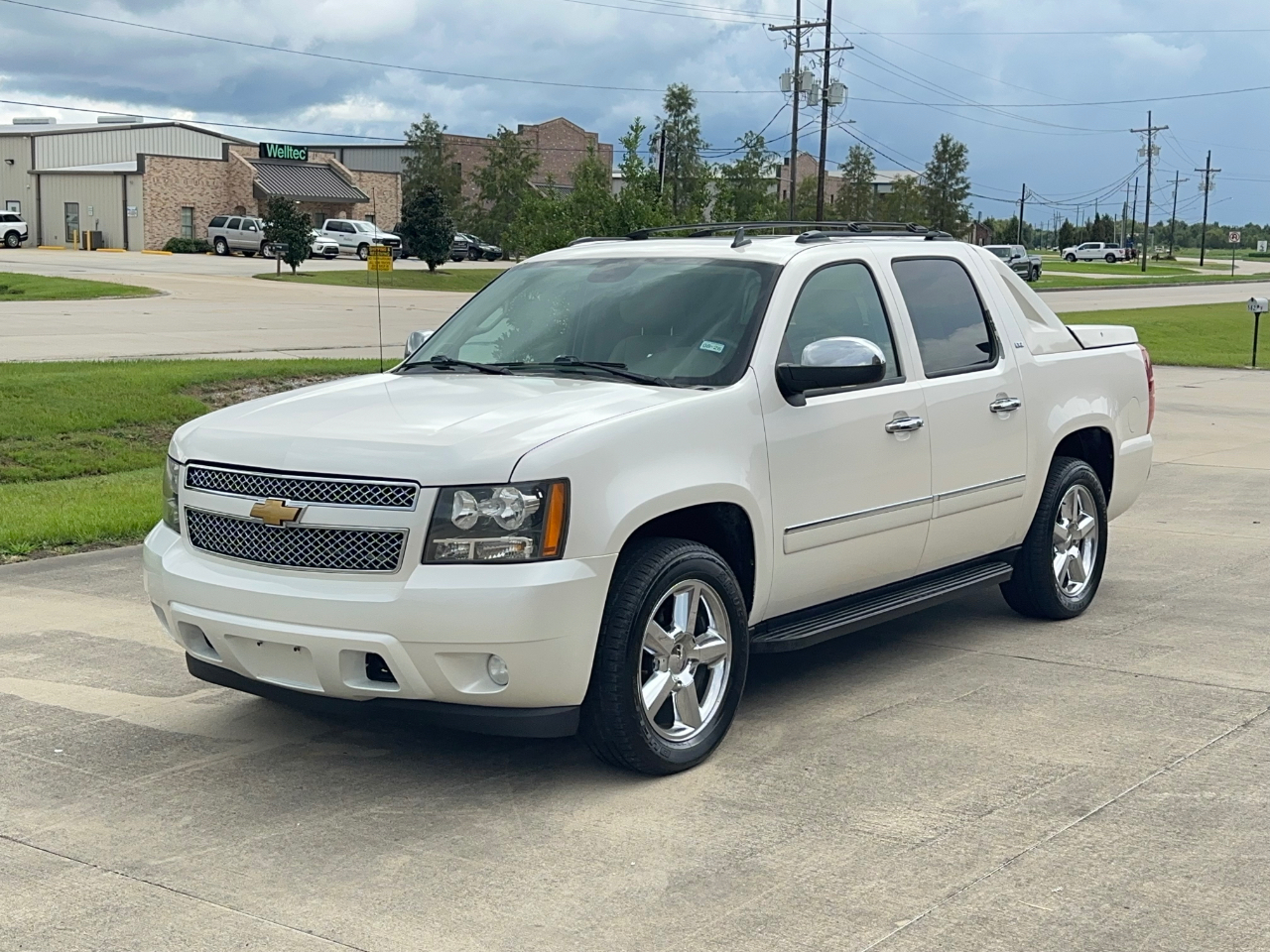 Chevrolet Avalanche LTZ 2WD 2011