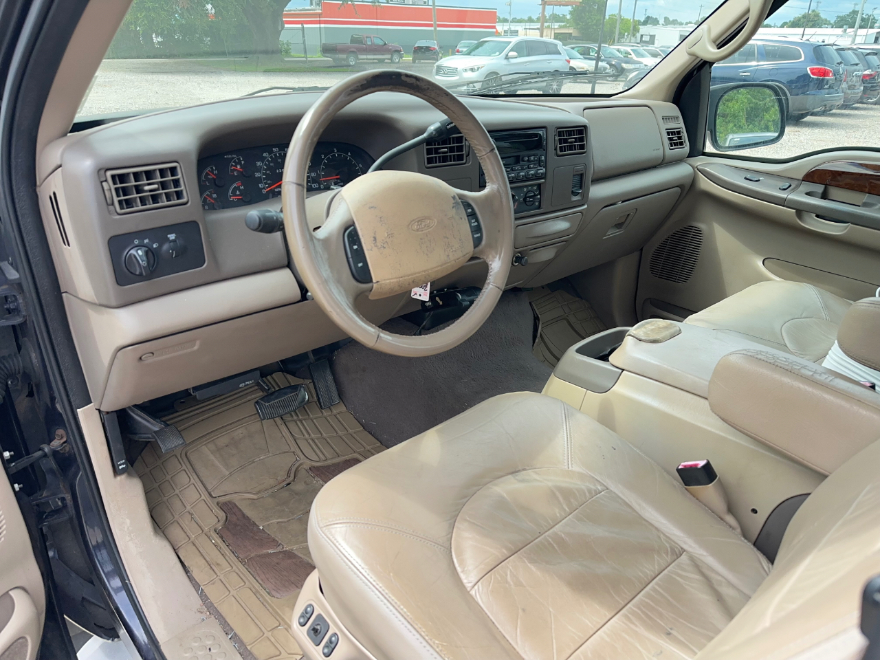 Ford F-250 SD Lariat Crew Cab Short Bed 2WD 2000
