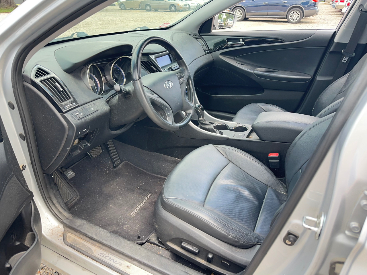 Hyundai Sonata Limited 2011