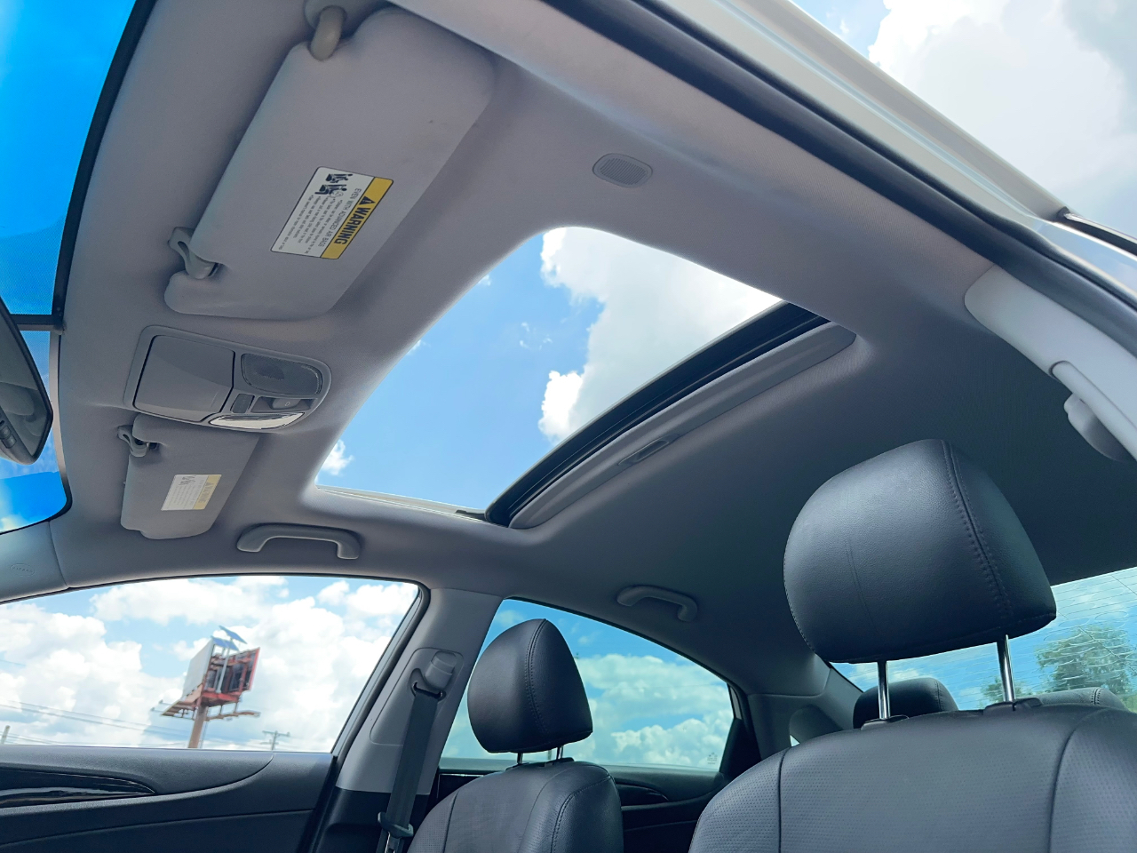Hyundai Sonata Limited 2011