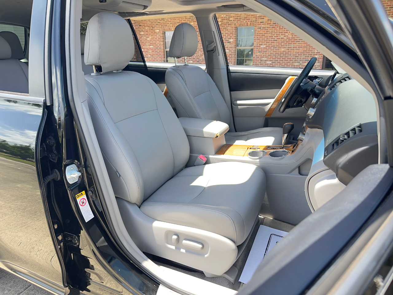 Toyota Highlander Hybrid Limited 4WD 2010