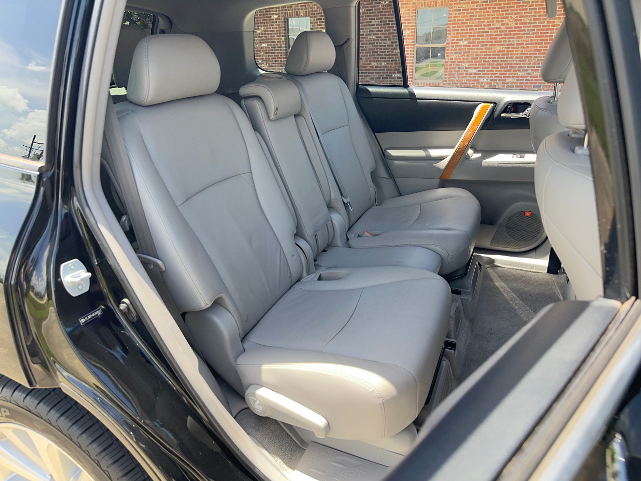 Toyota Highlander Hybrid Limited 4WD 2010