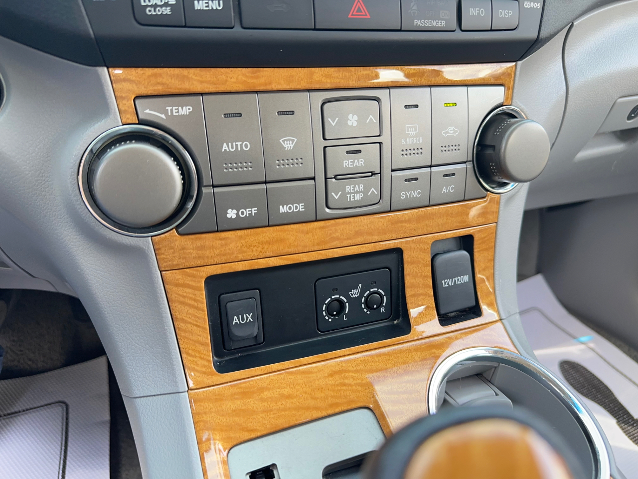 Toyota Highlander Hybrid Limited 4WD 2010