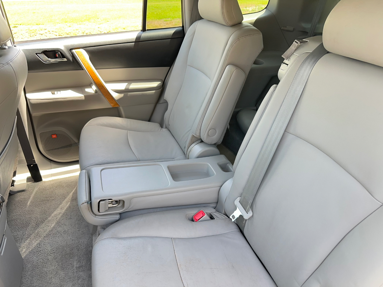 Toyota Highlander Hybrid Limited 4WD 2010