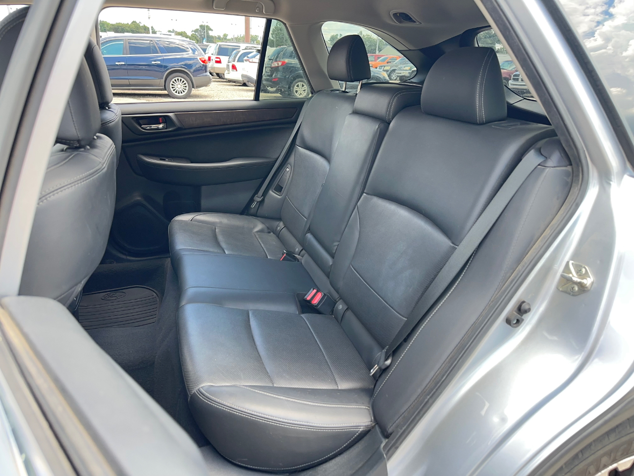 Subaru Outback 3.6R Limited 2015