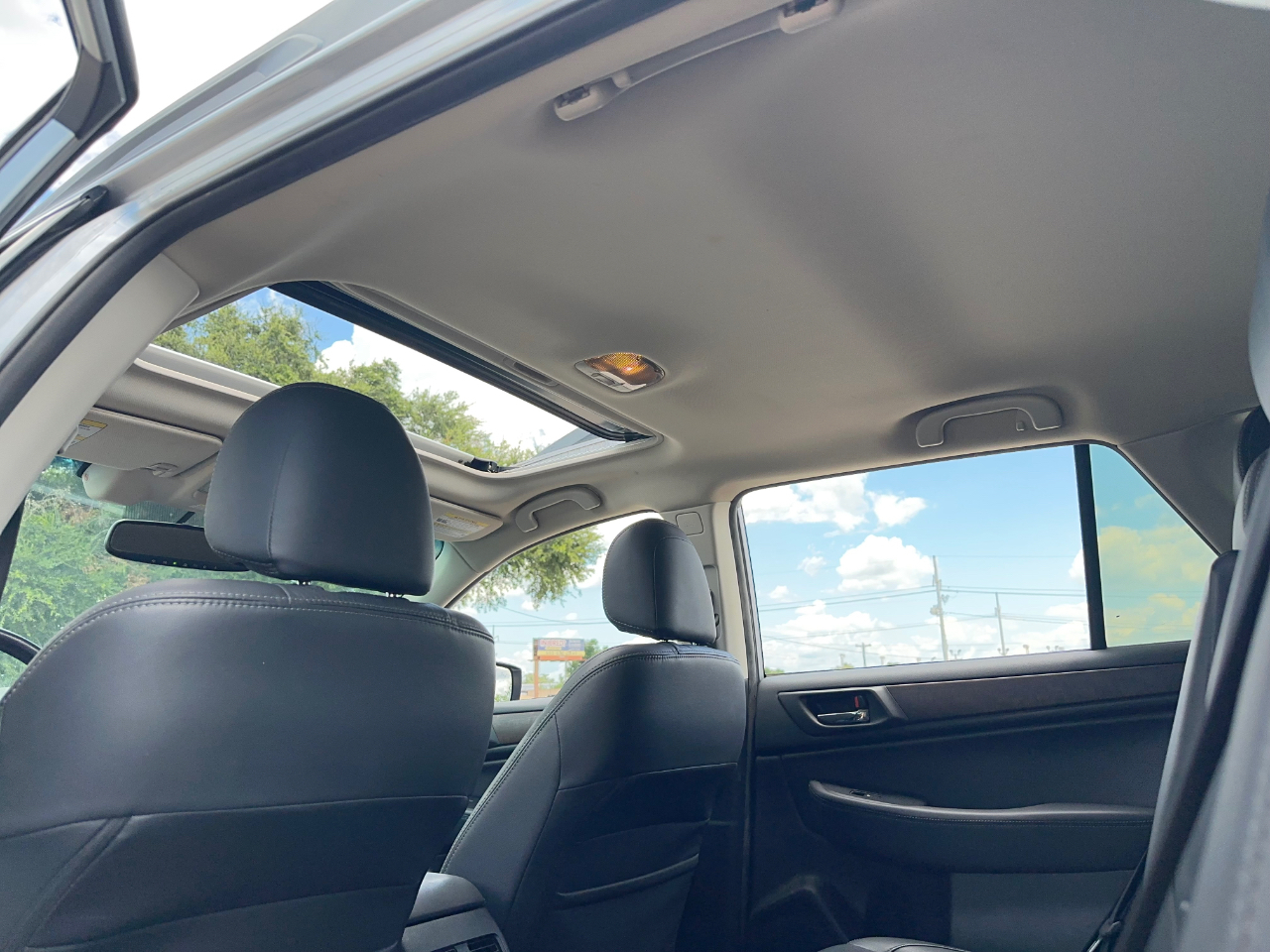 Subaru Outback 3.6R Limited 2015