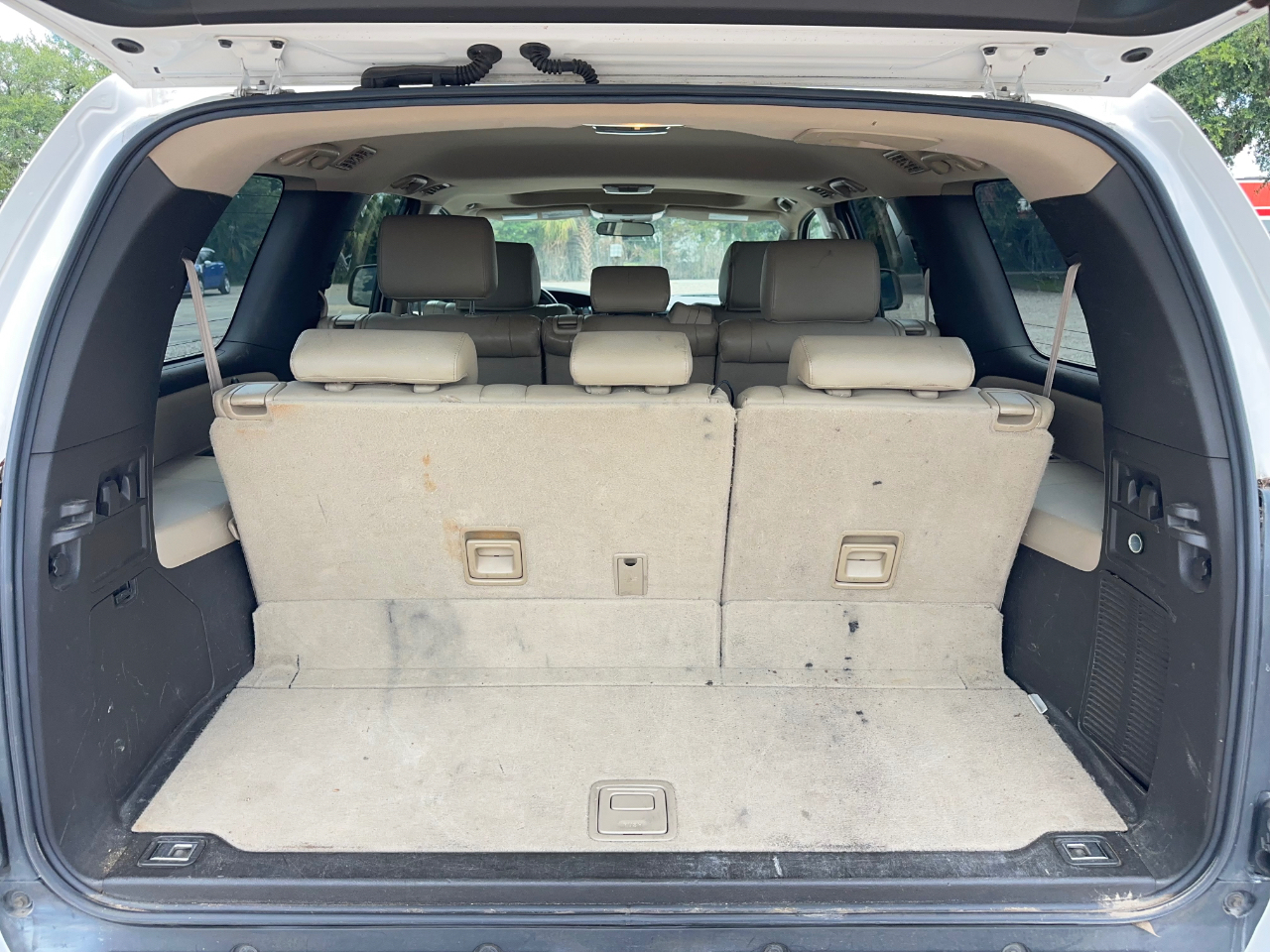 Toyota Sequoia SR5 4.6L 2WD 2010