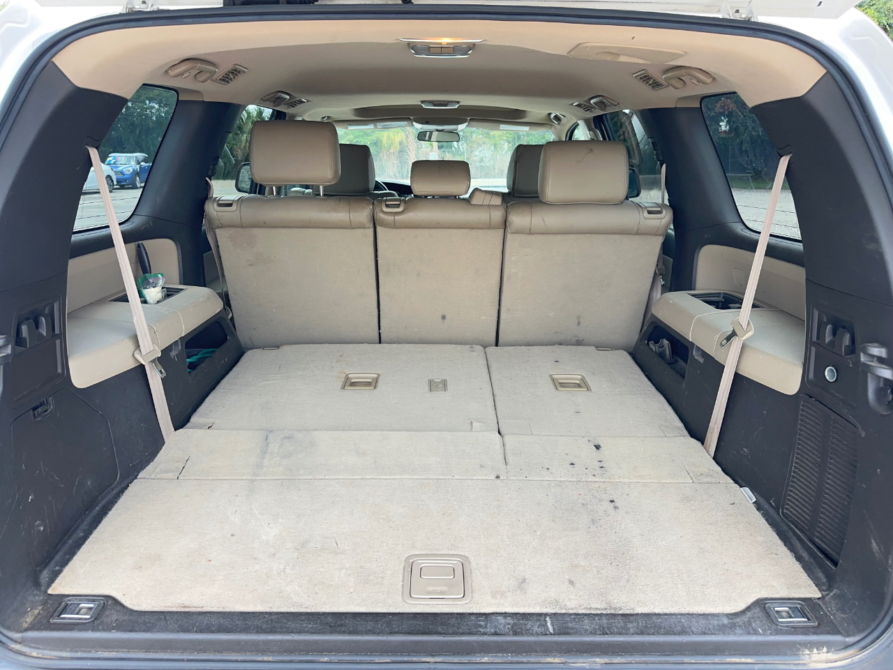 Toyota Sequoia SR5 4.6L 2WD 2010