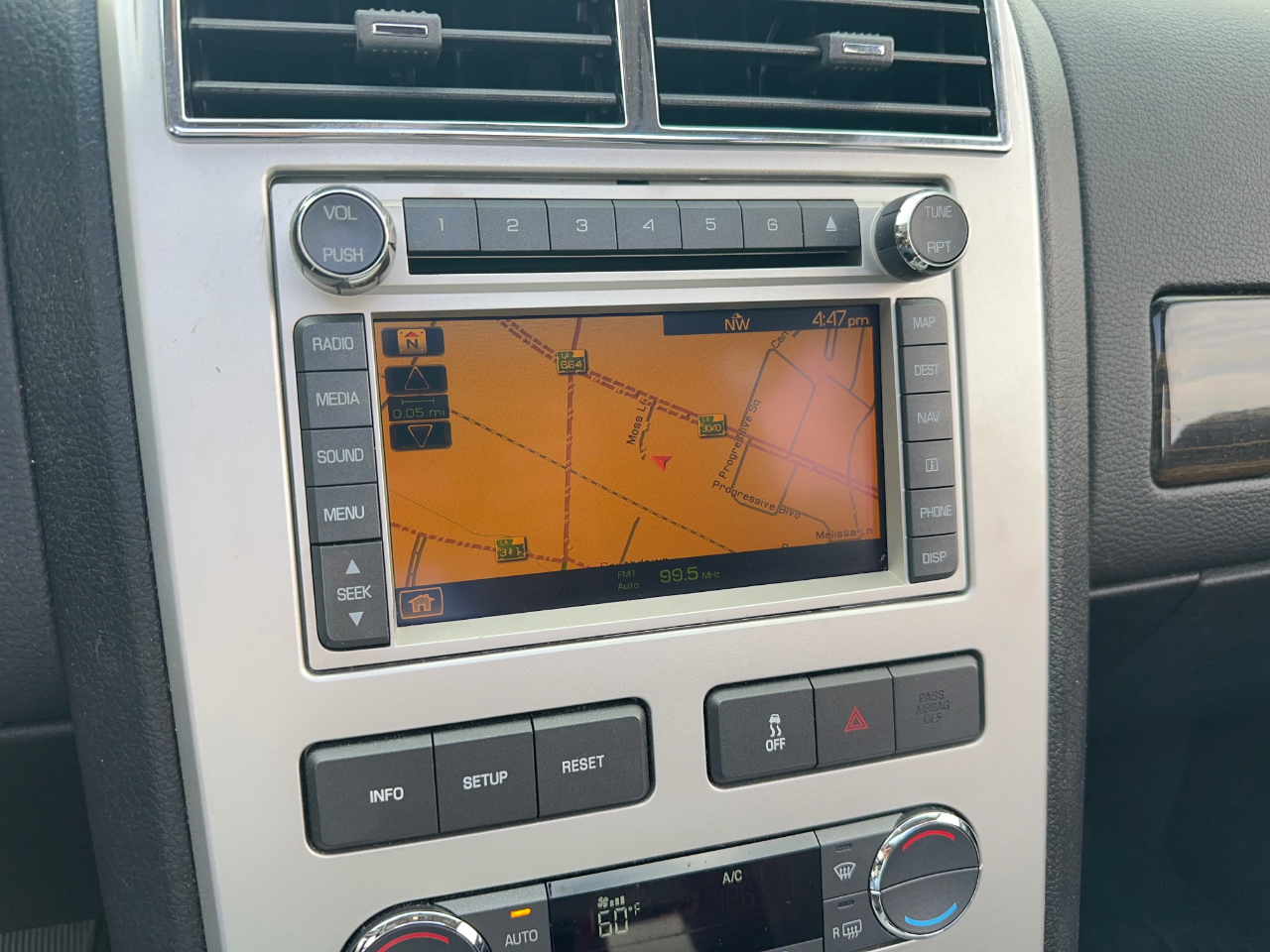 Lincoln MKX  2010