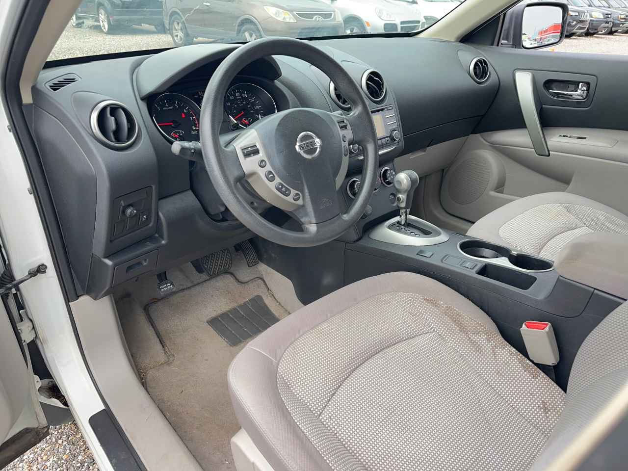 Nissan Rogue SV FWD 2012