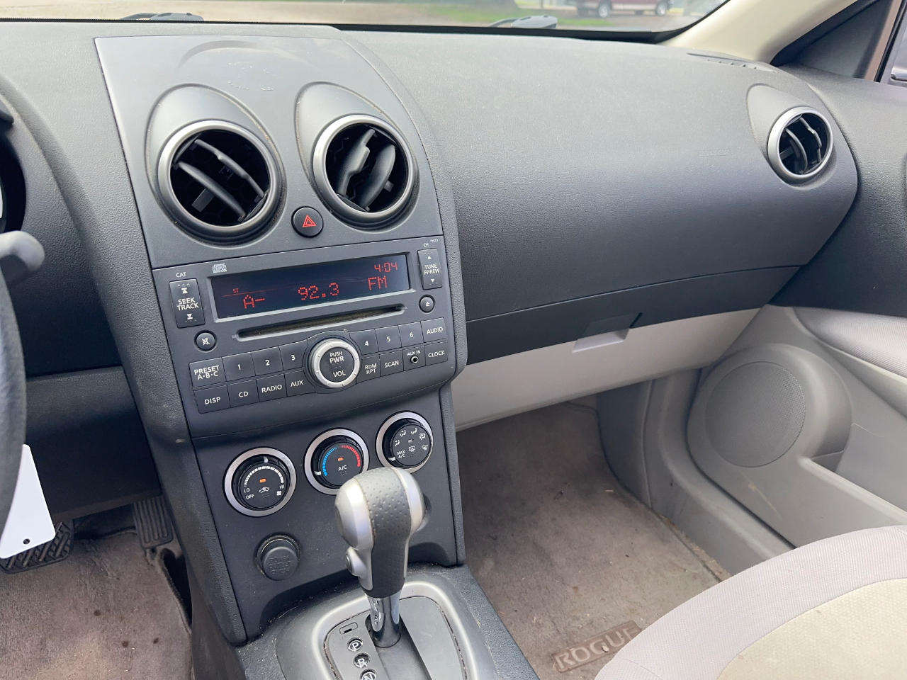 Nissan Rogue S 2WD 2009