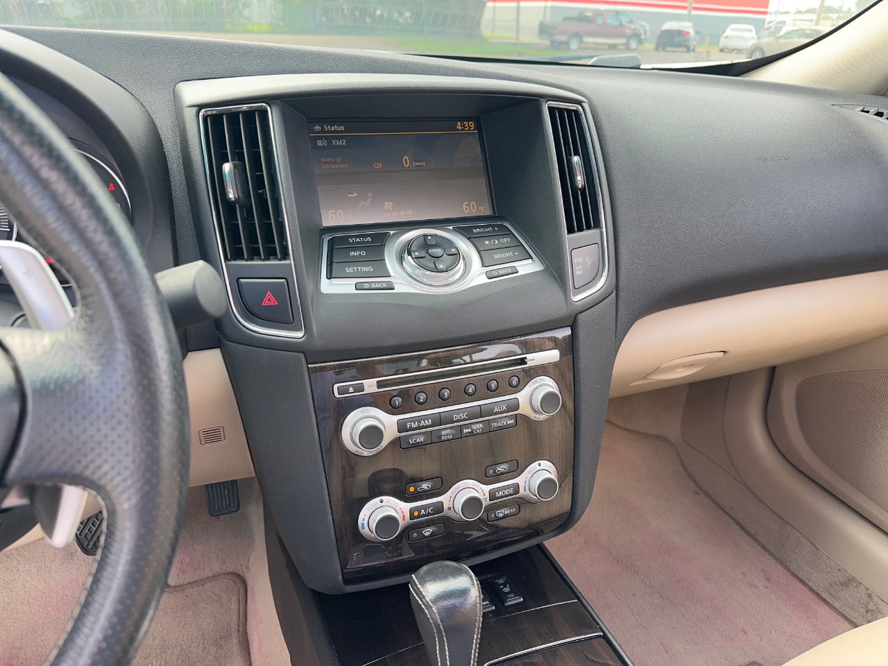 Nissan Maxima SV 2014