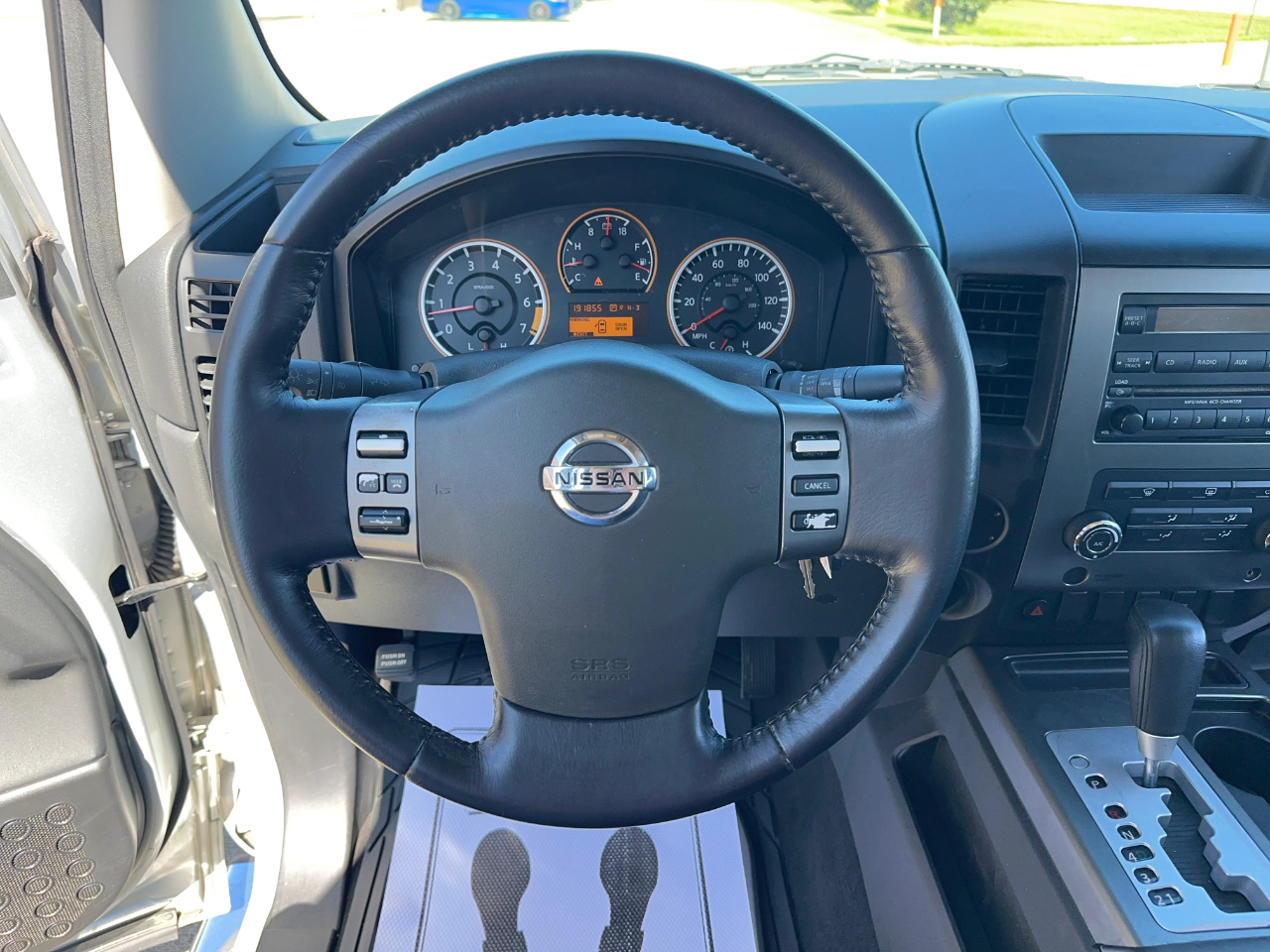 Nissan Titan  2010