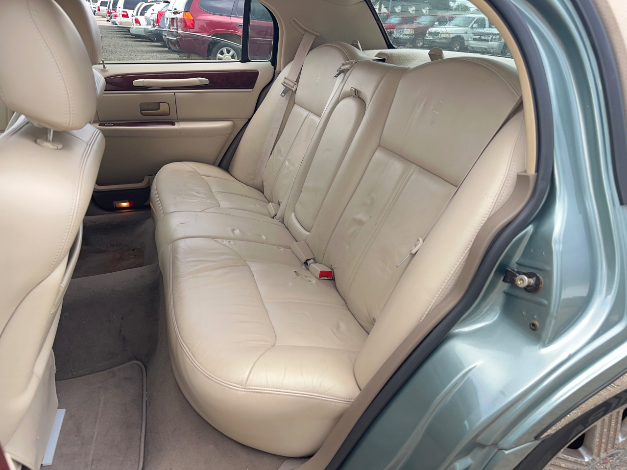 Lincoln Town Car Signature Limited 2005
