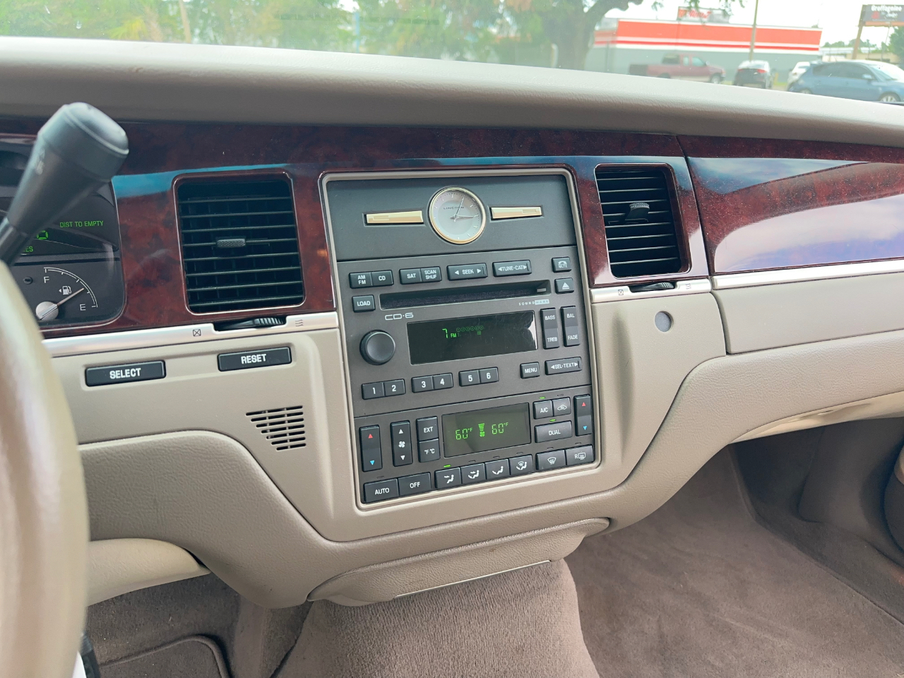 Lincoln Town Car Signature Limited 2005