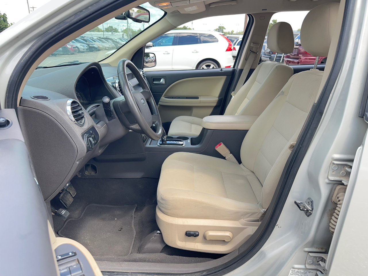 Ford Taurus X SEL FWD 2008